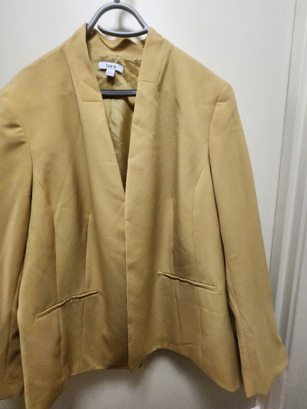 BAR III MADE FOR MACYS GOLD BLAZER - FULLY LINED - WITH POCKETS - 3X - NEW